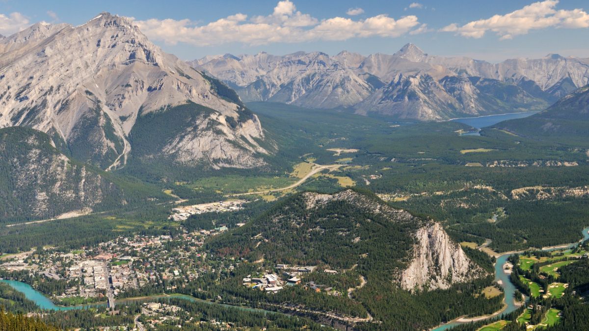 10 Best Banff Hiking Tours In The Canadian Rockies