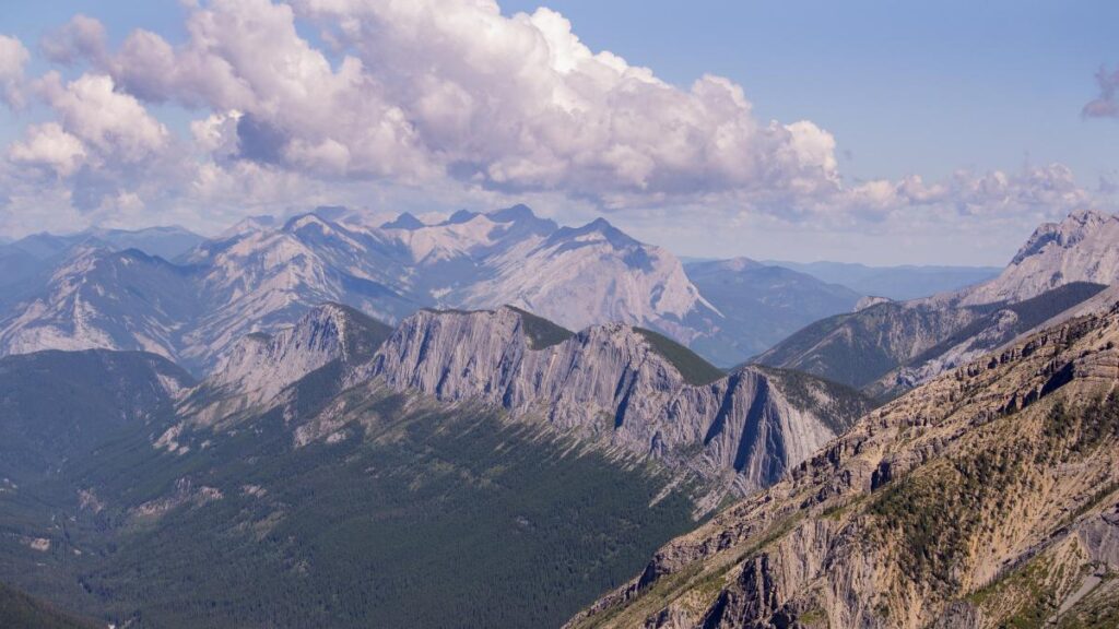 Sulphur Skyline Hike