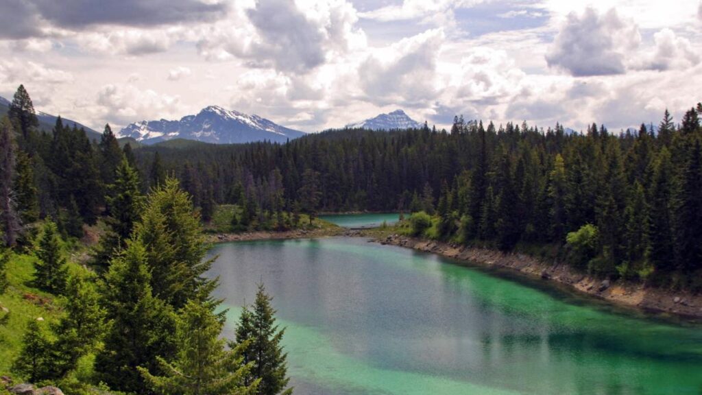 Valley of the Five Lakes